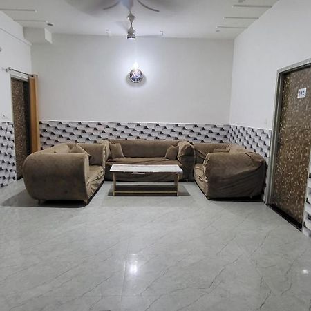 House Of Krishna Otel Vrindāvan Dış mekan fotoğraf